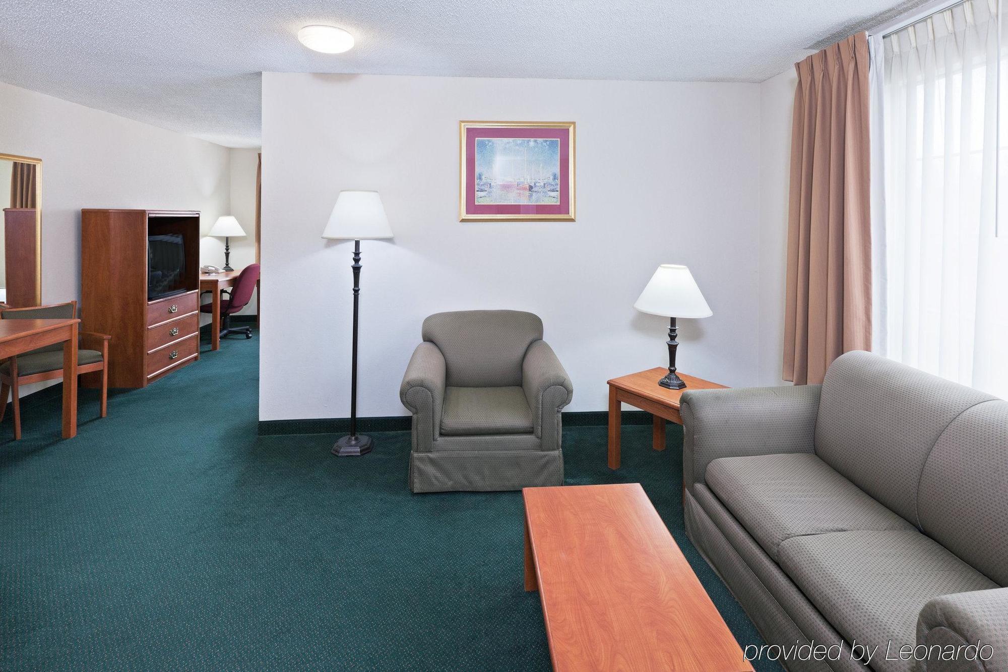 Holiday Inn Express Hotel & Suites Vinita By Ihg Værelse billede