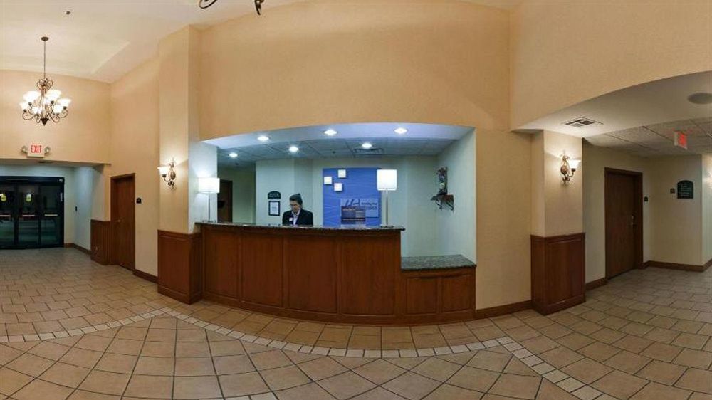 Holiday Inn Express Hotel & Suites Vinita By Ihg Eksteriør billede